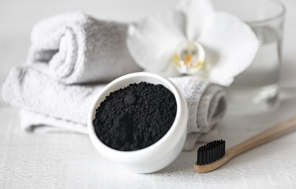 Natürlich weiße Zähne – geht das auch ohne Bleaching?